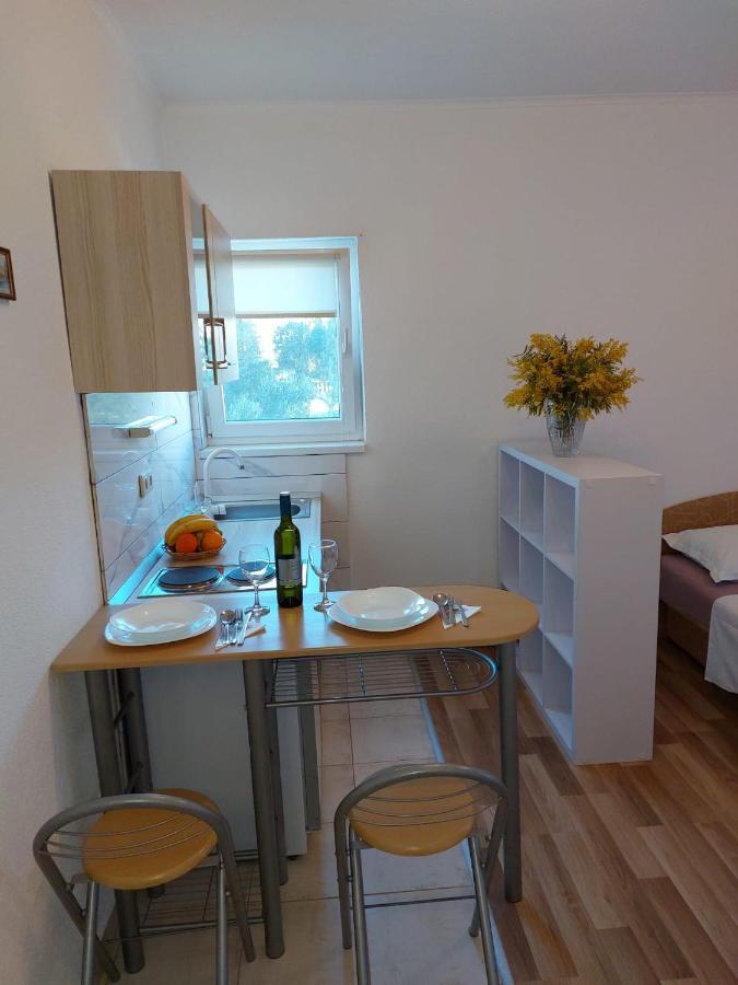 Studio Apartman I&R Čiovo エクステリア 写真