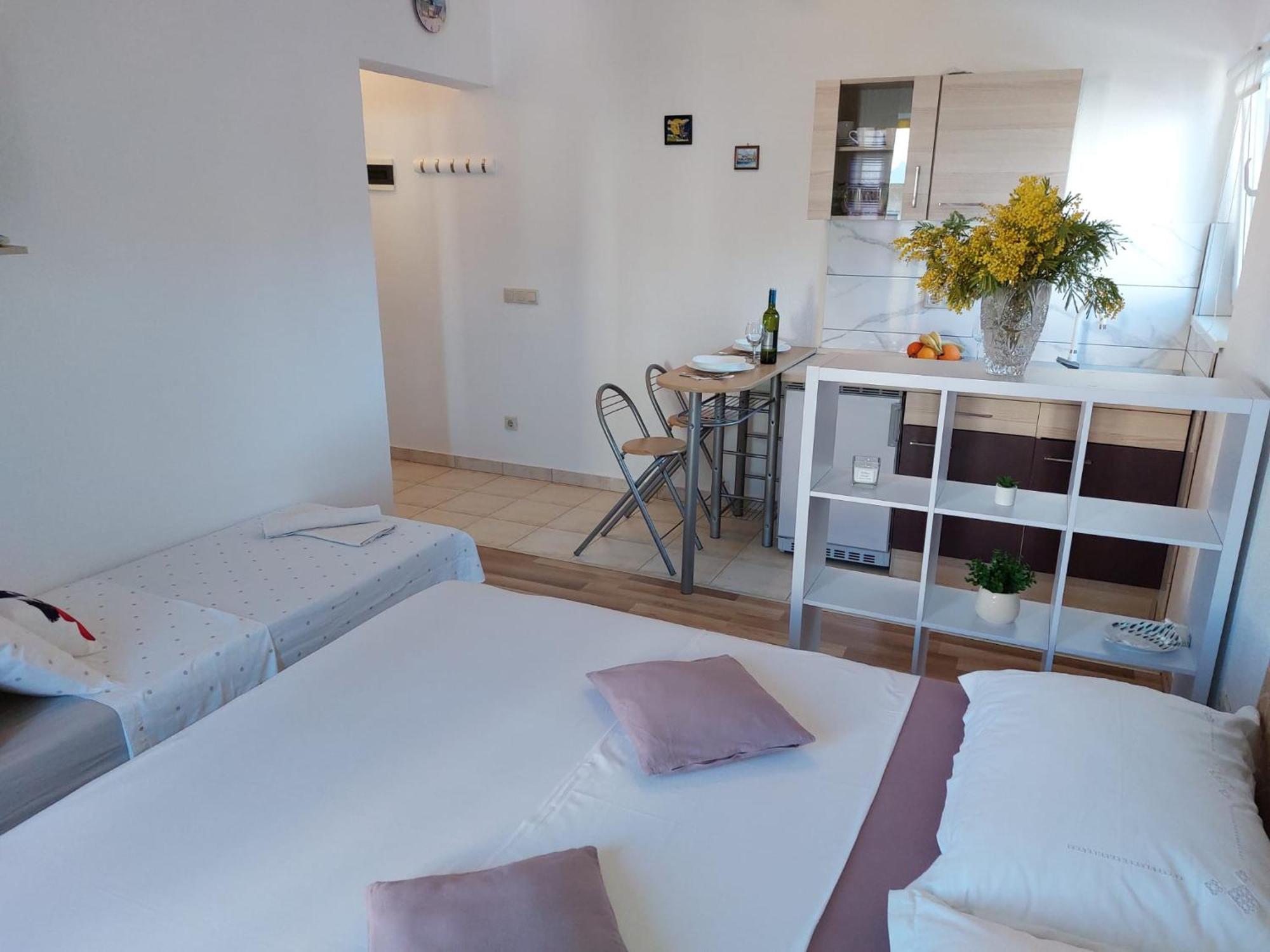 Studio Apartman I&R Čiovo エクステリア 写真